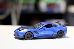 Mô hình xe Corvette C7 ZR1 1:32 TY