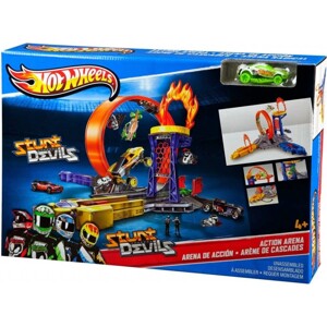 Mô hình xe cuộc đối đầu ngoạn mục Hot Wheels X9630