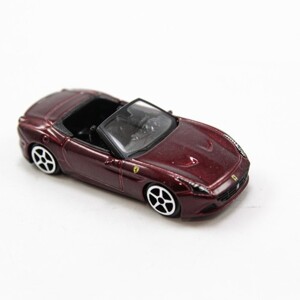 Mô hình xe Ferrari California T Open Top 1:64 Bburago