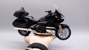 Mô hình xe Honda Gold Wing 1:12 Welly