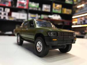 Mô hình xe Toyota Hilux 1:32 Jackiekim