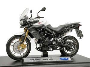 Mô hình xe Triumph Tiger 800 1:18 Welly