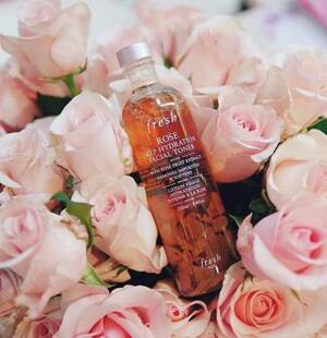 Nước hoa hồng Fresh Rose Deep Hydration Facial - 250ml