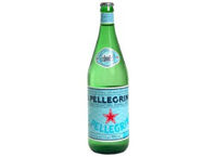 Nước khoáng có ga S.Pellegrino - chai 1L