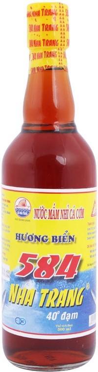 Nước mắm cá cơm 584 Nha Trang 40 độ đạm 500ml