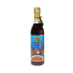 Nước mắm cá cơm Thuận Phát 40 độ đạm chai 620ml