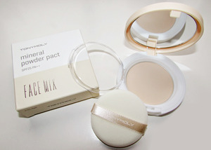 Phấn nén hút dầu Tonymoly Face Mix Mineral Powder Pact #23 Mix Beige 9g