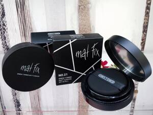 Phấn nước Mat Fix Chica-Y-Chico Matt Cushion