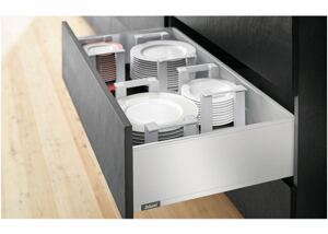 Ray hộp Legrabox Blum 550.71.715