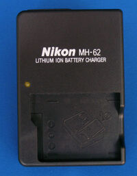 Sạc Nikon MH-62