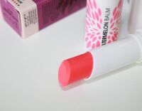 Son dưỡng chiết xuất dưa hấu Flormar Watermelon Lip Balm #005 3g