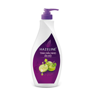 Sữa dưỡng thể trắng da ban đêm Hazeline Night Whitening 370ml