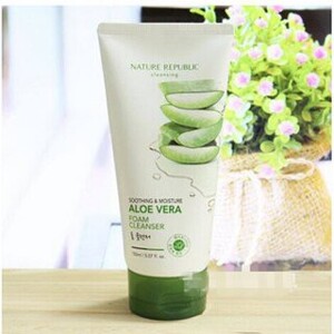 Sữa rửa mặt lô hội Nature Republic 150ml