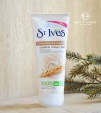 Sữa rửa mặt tẩy tế bào chết St.ives Nourished And Smooth Oatmeal