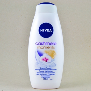 Sữa tắm Nivea Cashmere Moments 750ml