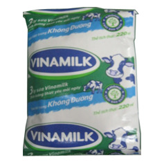 Sữa tươi tiệt trùng Vinamilk không đường dạng túi 200ml