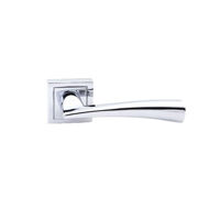 Tay gạt trên đế màu Chrome bóng Yale B22US26