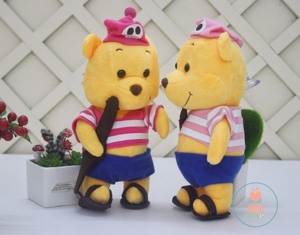 thú bông gấu pooh áo sọc