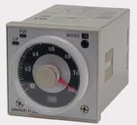 Timer Omron H3BG-N8 AC220V