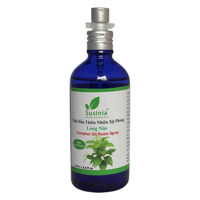 Tinh dầu xịt phòng long não Susinia Camphor Oil Room Spray 100ml