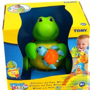 Đồ chơi rùa mẹ và rùa con Tomy 6502