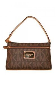 Túi xách Michael Kors Jet Set Large Wristlet