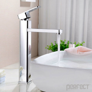 Vòi lavabo nóng lạnh LB-3015B