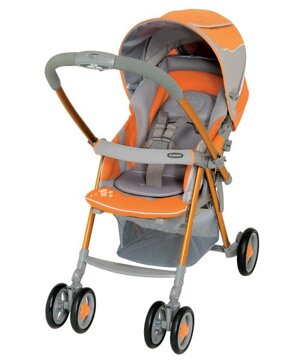 Xe đẩy combi Urban Walker Sportive