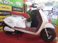 Xe máy điện Vespa 946