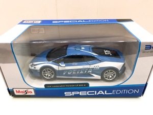 Xe mô hình 1/24 Lamborghini Huracan LP610-4-31511(Maisto)