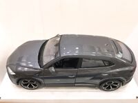 Xe mô hình 1/24 Lamborghini Urus-31519(Maisto)