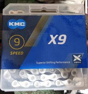 Xích KMC X9