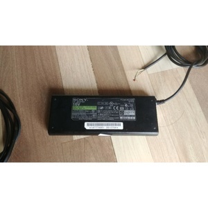 Adapter Sony 16V - 4A