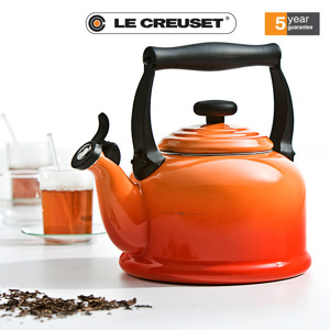 Ấm đun nước Le Creuset Tradition - 2.1L