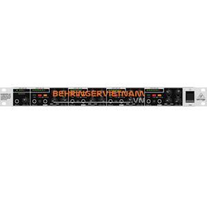 Amply công suất Behringer HA4700