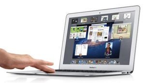 Laptop Apple Macbook Air MD712ZP/B - Intel core i5-4260U 1.4 GHz, 4GB DDR3, 256GB SSD, Intel HD Graphics 5000, 11.6 inch