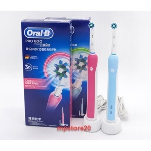 Bàn chải đánh răng Braun Oral-B D16