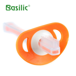 Bàn chải đánh răng cho bé Basilic silicone D082