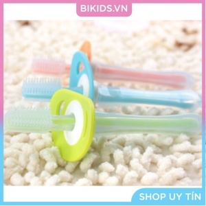 Bàn chải đánh răng cho bé Basilic silicone D082