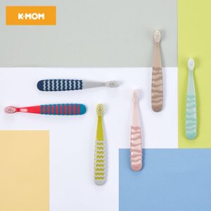 Bàn chải đánh răng trẻ em K-Mom 2-12 tuổi