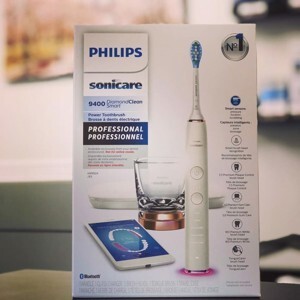 Bàn chải điện Philips Sonicare DiamondClean 9400