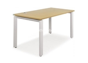Bàn nhân viên chân sắt 1m2 1906B12