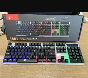 Bàn phím chuyên game R8 1821