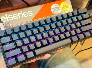 Bàn phím Steelseries Apex 9 Mini