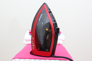 Bàn ủi hơi nước Panasonic NI-WT980RRA - 2800W