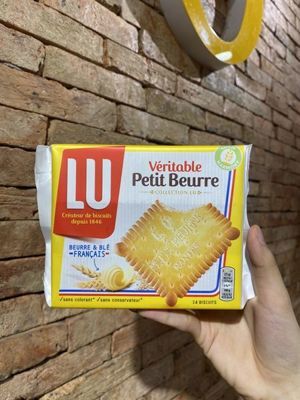 Bánh quy bơ lu veritable petit beurre hộp 200 g