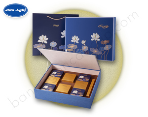 Bánh trung thu Hữu Nghị hộp Thanh Nguyệt Trứ Danh - 4 bánh
