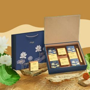 Bánh trung thu Hữu Nghị hộp Thanh Nguyệt Trứ Danh - 4 bánh