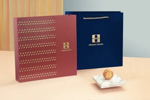 Bánh trung thu Madame Hương - Đồng Xuân Phố (hộp 4 bánh x 150gr)