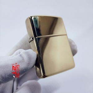 Bật lửa Zippo Armor High Polished Brass